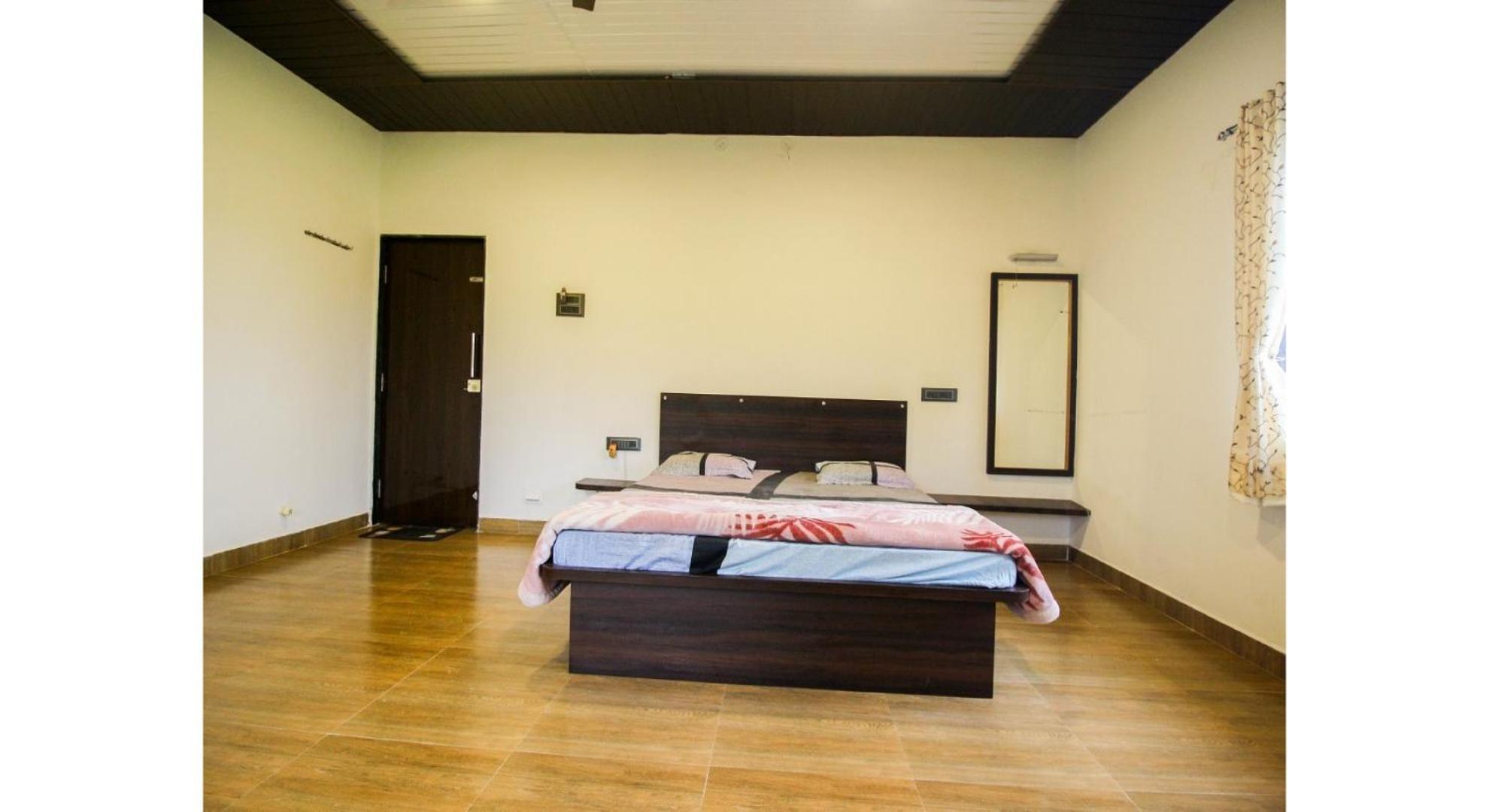Ekaant Tourist Junnar 4*