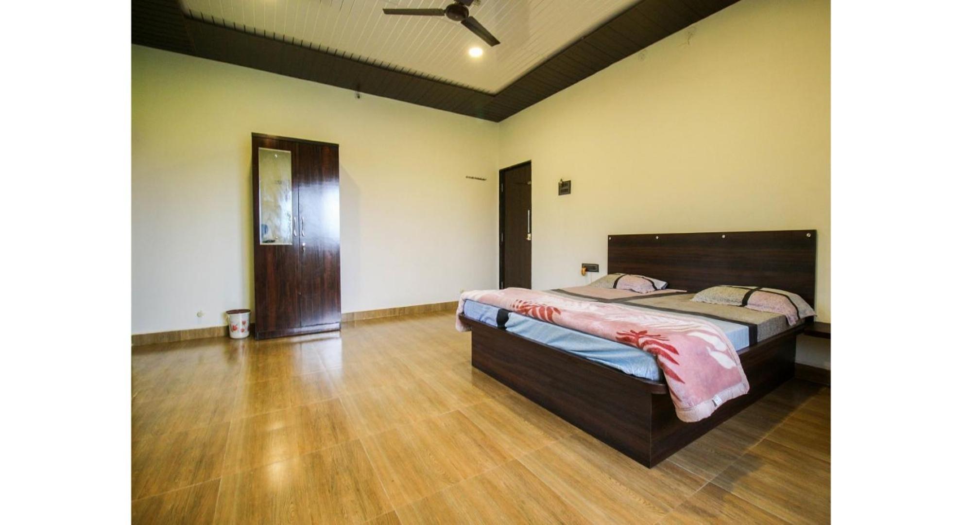 Hotel Ekaant Tourist Junnar 4*