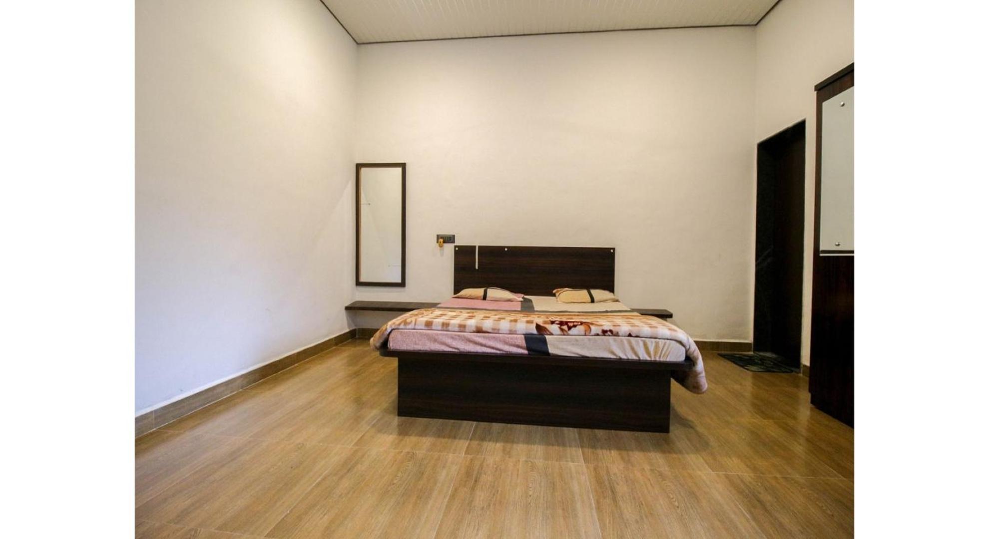 Ekaant Tourist Junnar Hotel