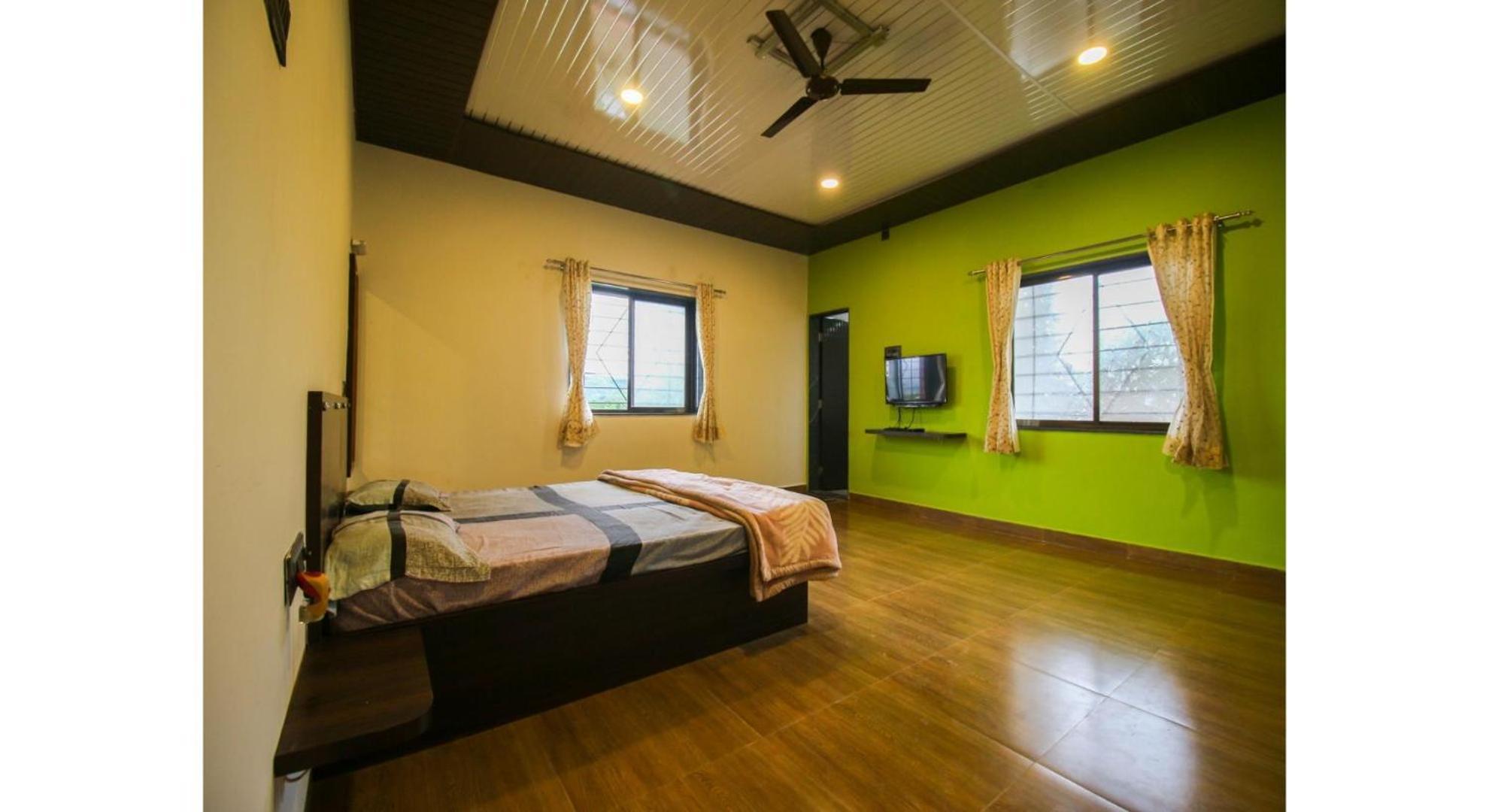 Hotel Ekaant Tourist Junnar 4*